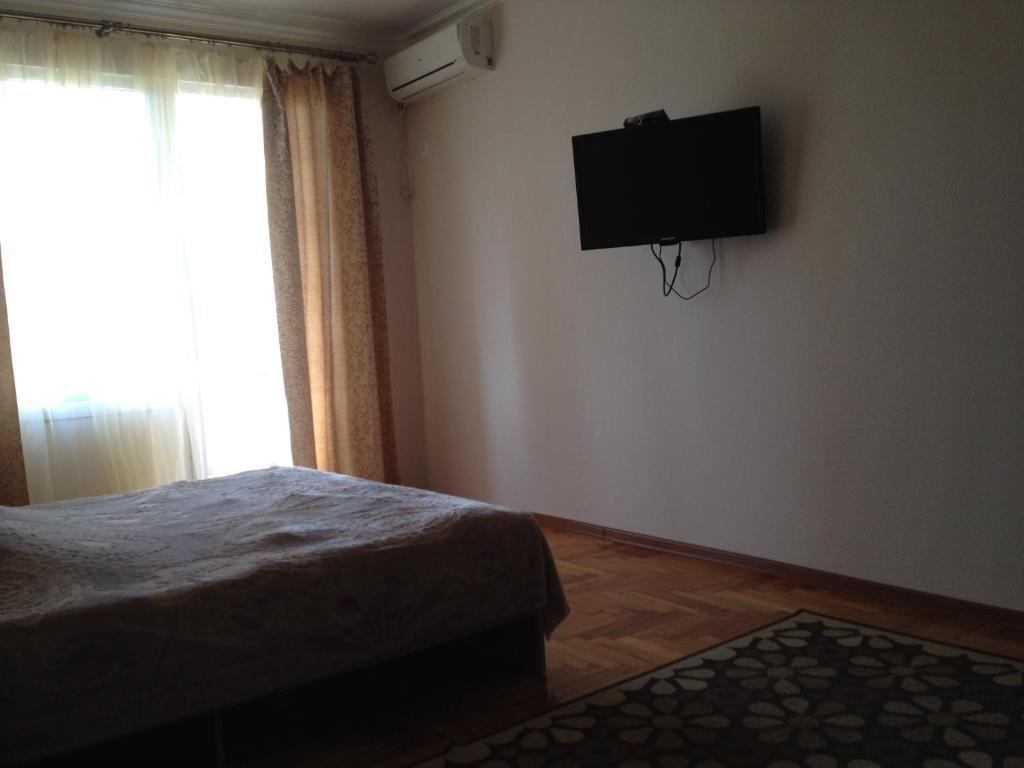 Гагра: Apartment on Abazgaa 55