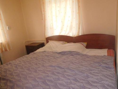 Сухум: Guesthouse on Adleiba 77
