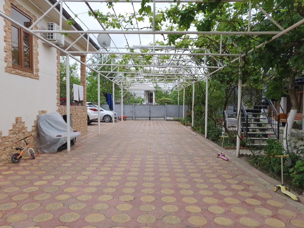Гудаута: Guest house Meka
