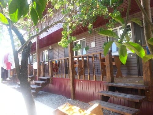 Лдзаа: Guest house Yuzhnaya Palmira