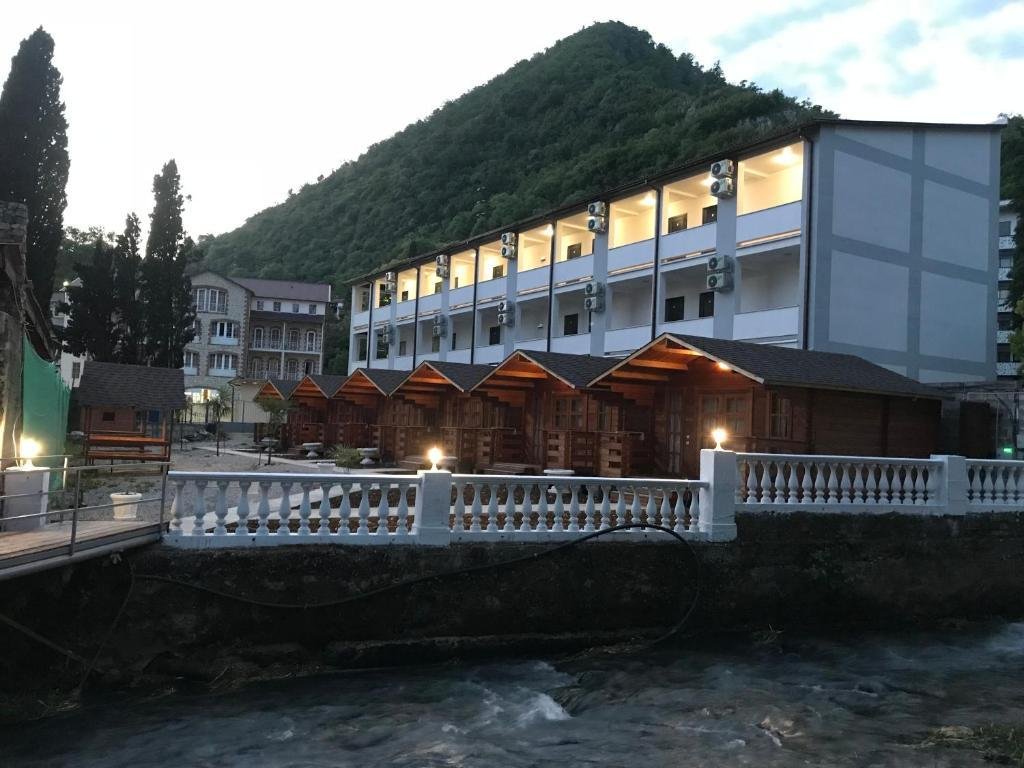 Новый Афон: Holiday park Psyrdzha