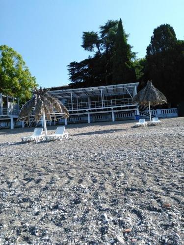 Сухум: Guest house Rufina