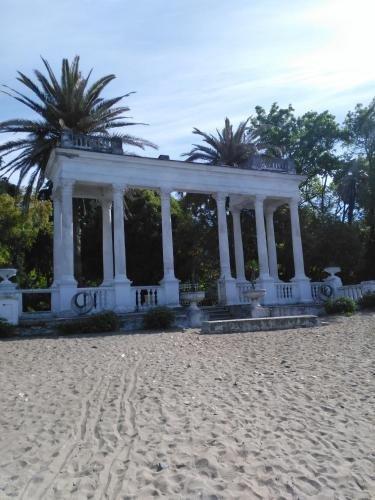 Сухум: Guest house Rufina