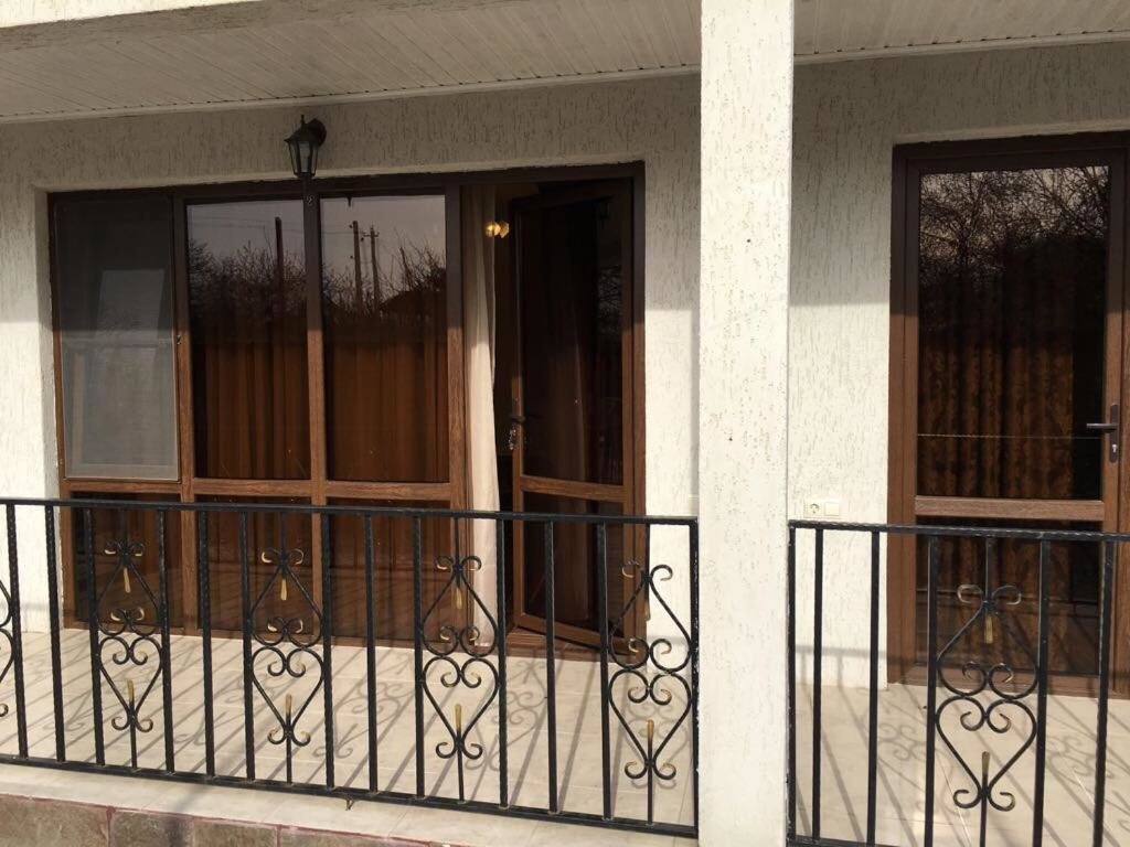 Пицунда: Guest house Inga