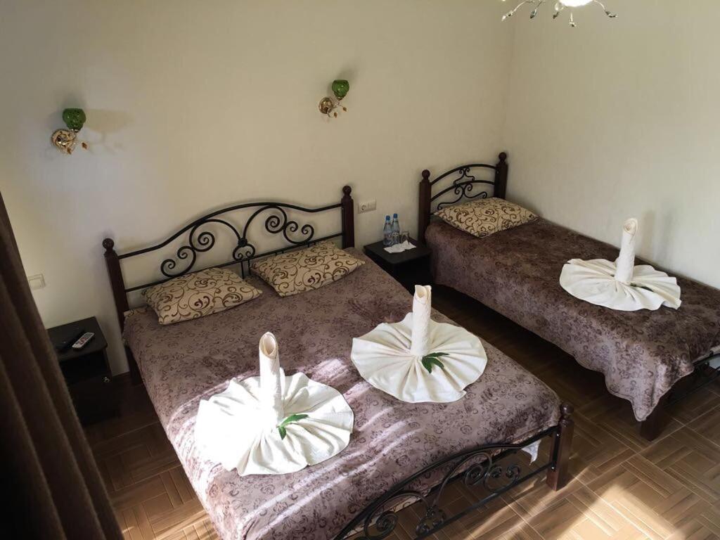 Пицунда: Guest house Inga