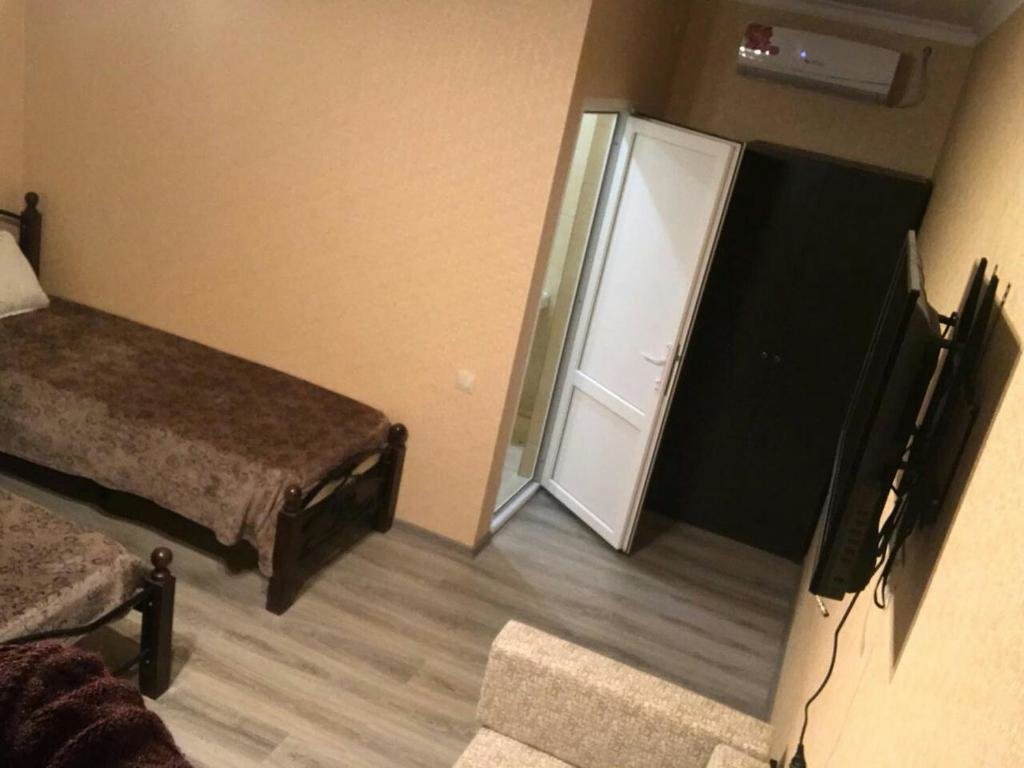 Пицунда: Guest house Inga
