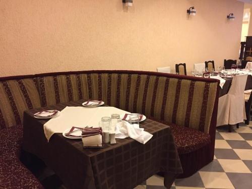 Золотая бухта: Mramorny Zamok Hotel