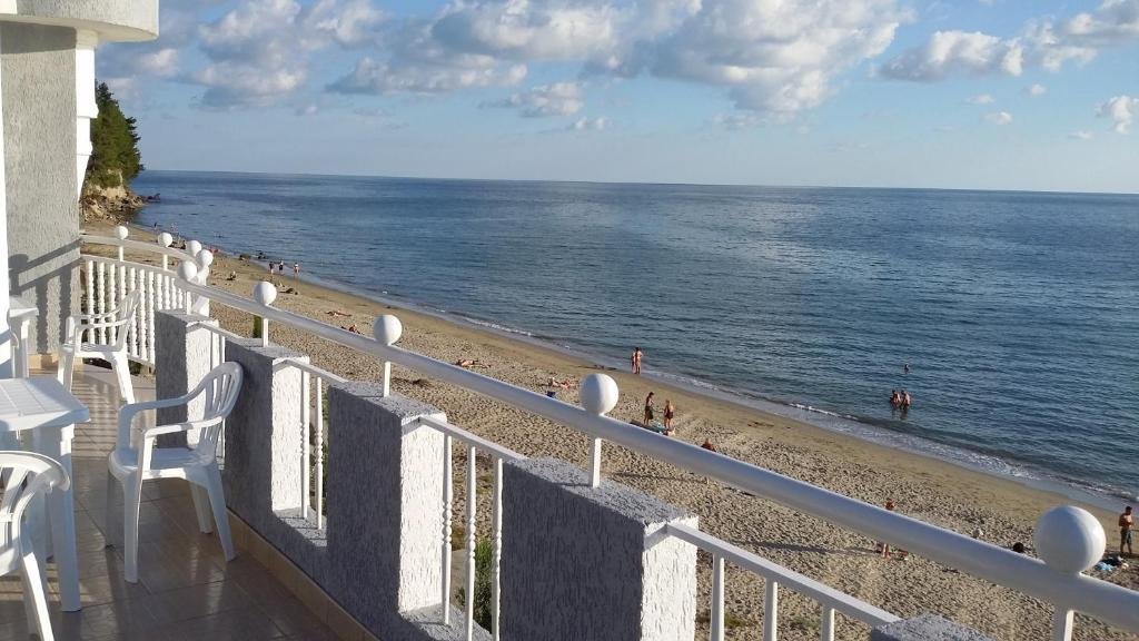 Золотая бухта: Mramorny Zamok Hotel