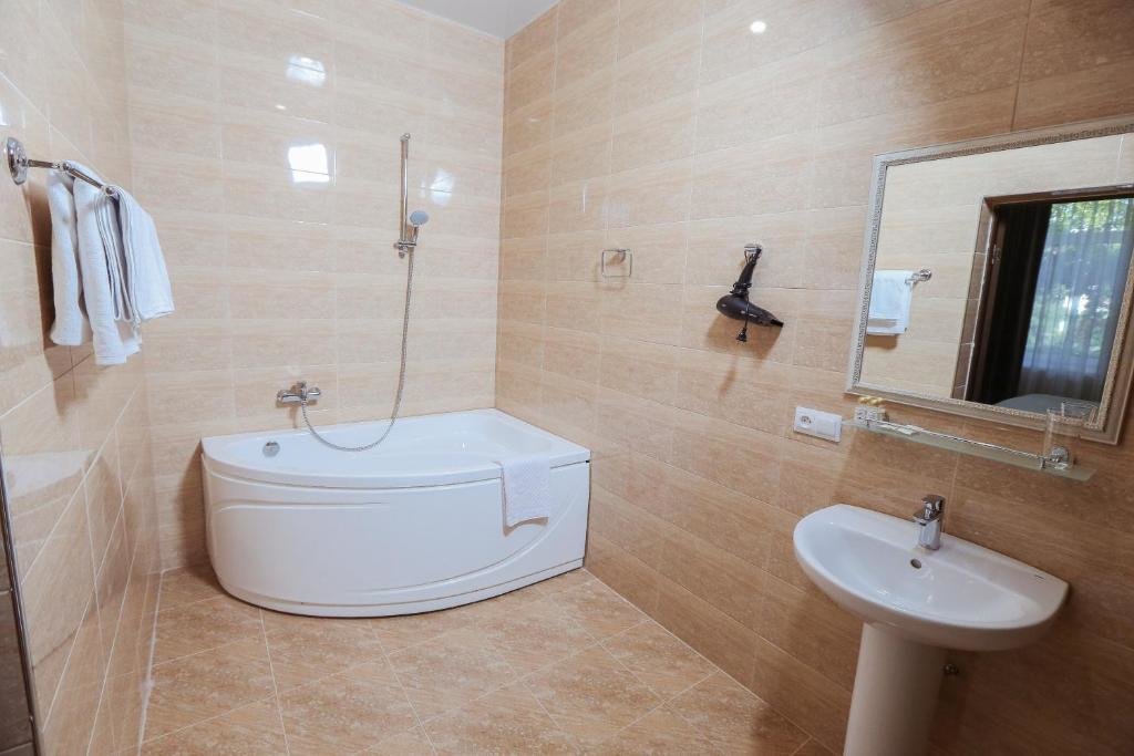 Гагра: Hotel Abaata