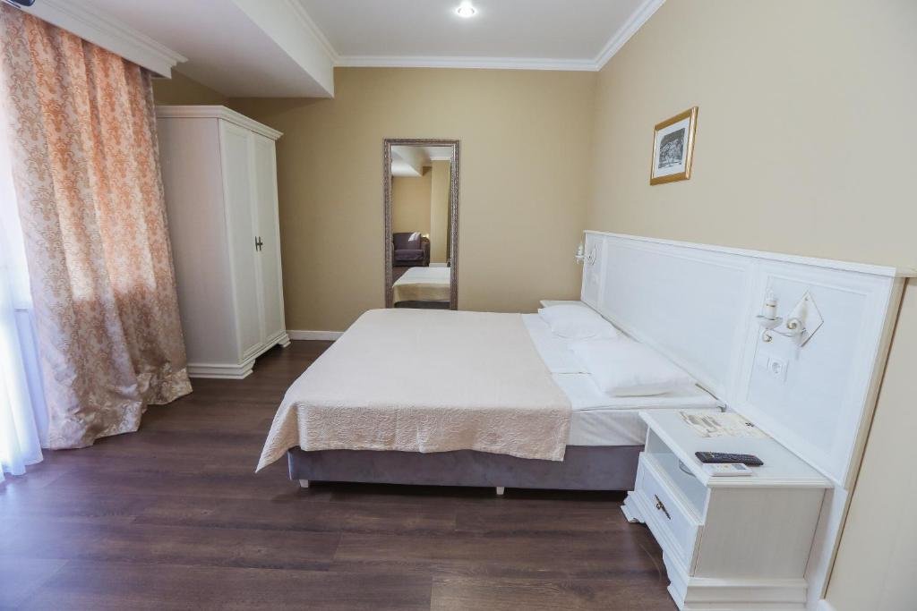 Гагра: Hotel Abaata