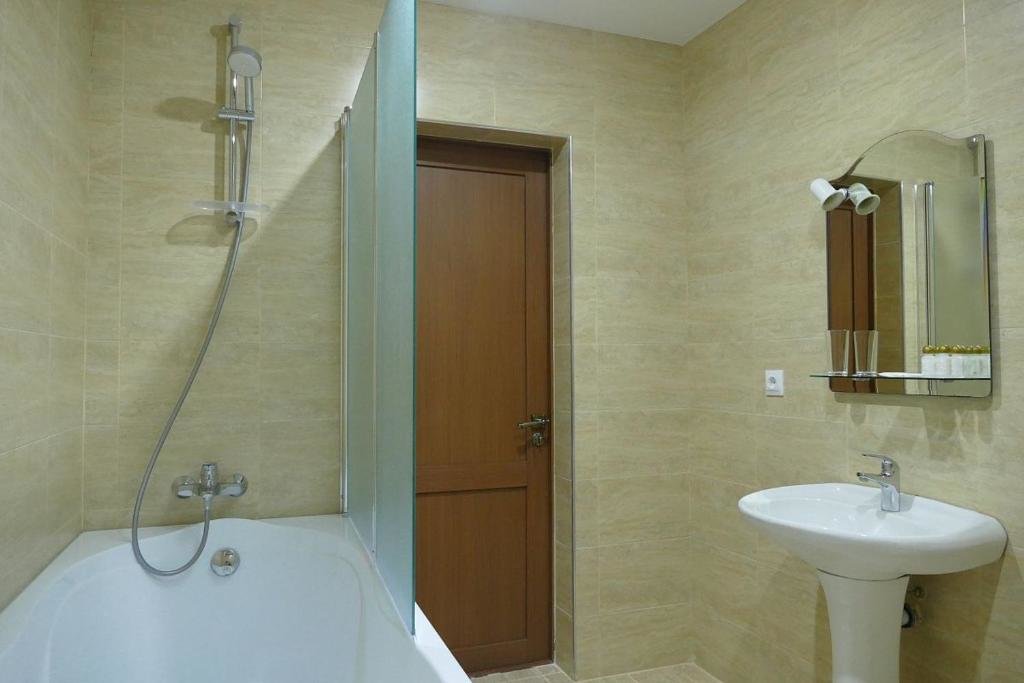 Гагра: Hotel Abaata