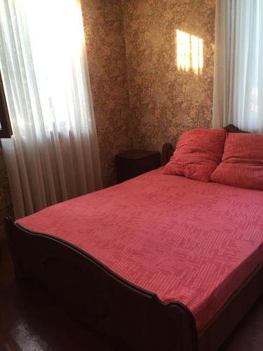 Гагра: Guest House Family