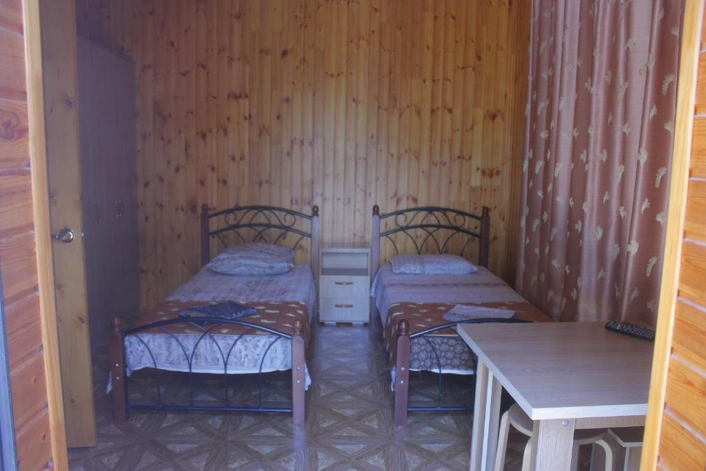 Гагра: Mini-Hotel Gagra-Camping