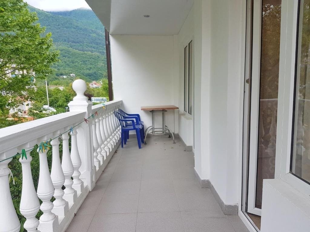 Гагра: Hotel Sabina