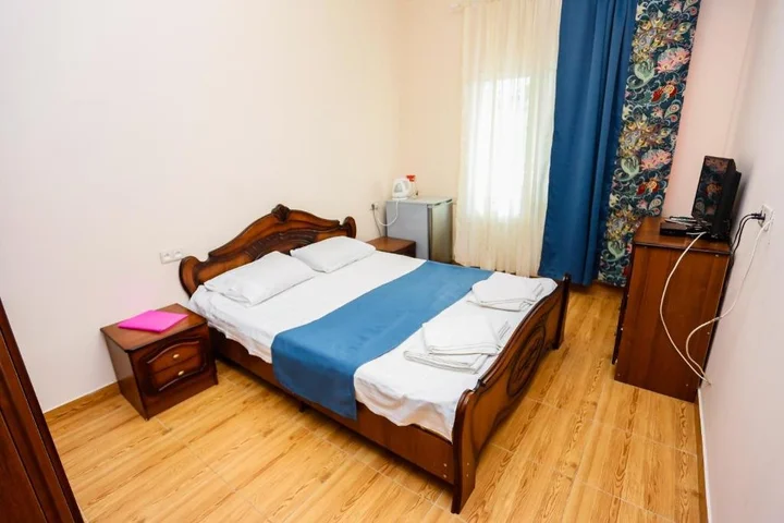 Гагра: Hotel Sabina