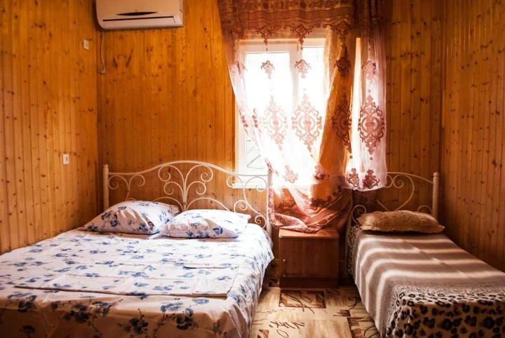 Гагра: Roxana Guest House