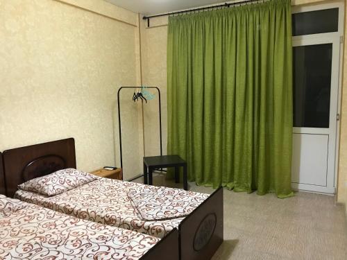 Гагра: Guest House REGAN
