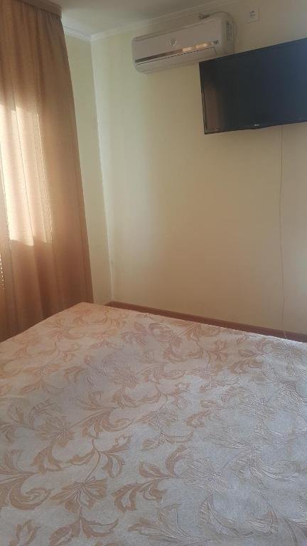 Алахадзи: On Eshba 61 Guest House