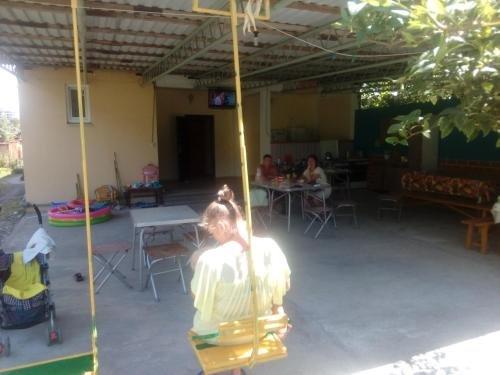 carousel image 4
