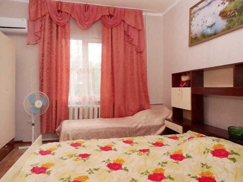 Цитрусовый: Vacation Home on Lenina 58