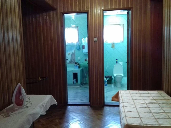 Сухум: Guesthouse on Sheglova 18
