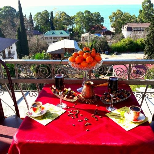 Гагра: Guest house on generala Dbar 109A