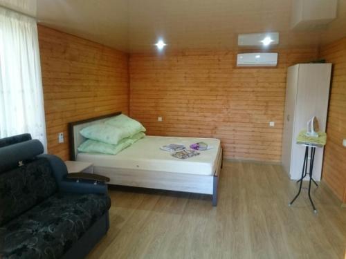 Гагра: Guest house on Lakoba 4