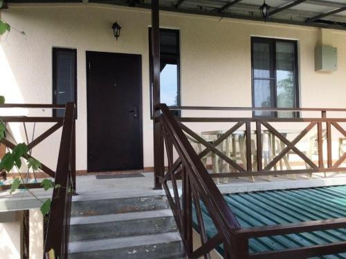 Гагра: Guest house Lenina 77