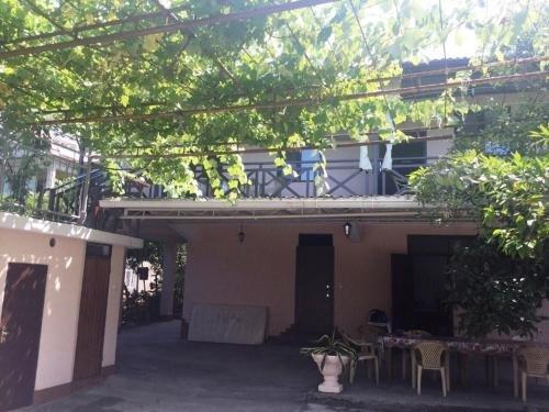 Гагра: Guest house Lenina 77