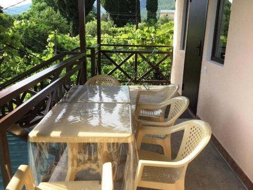 Гагра: Guest house Lenina 77