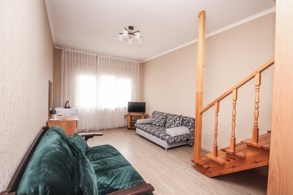 Гагра: Abhaz-Leo, byvsh. Loza (Gagra)