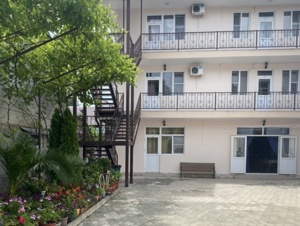 Сухум: Гостевой дом Holidays In Sukhum