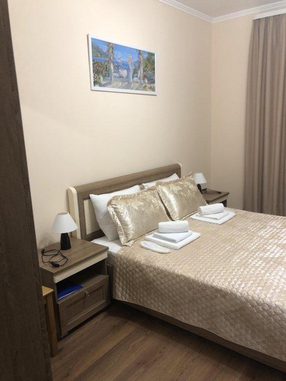 Сухум: Delfin Hotel	