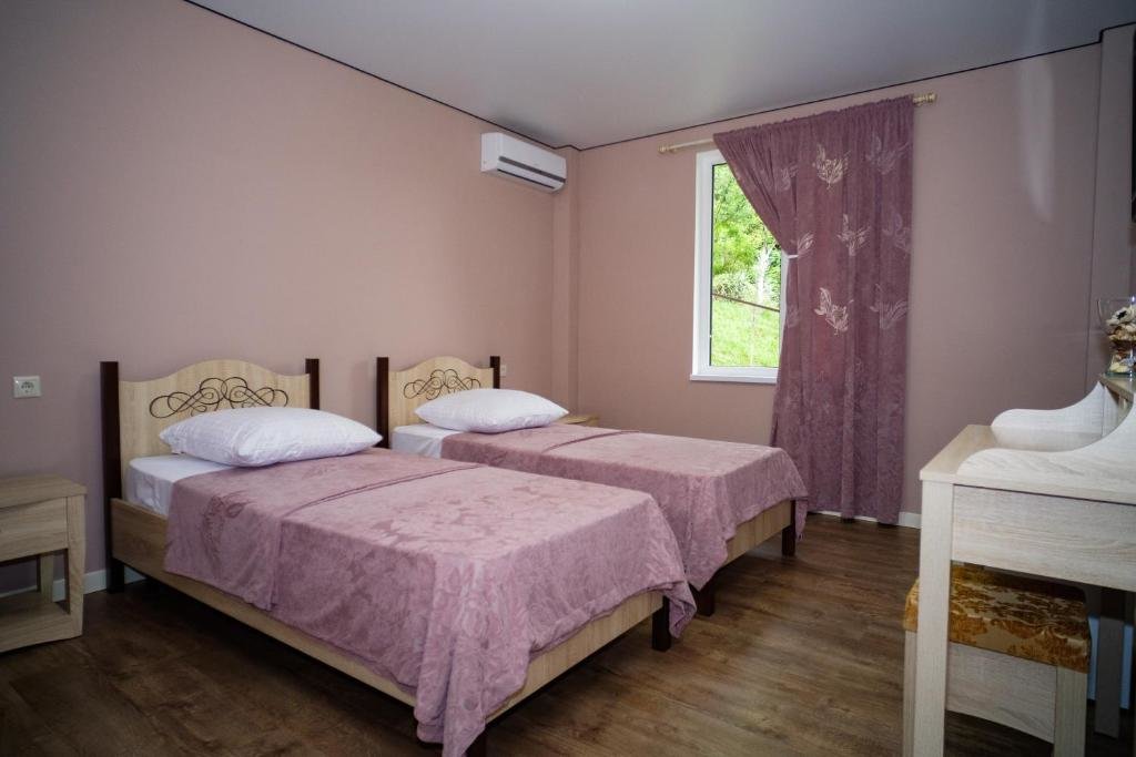 Новый Афон: Guest House Bagrat