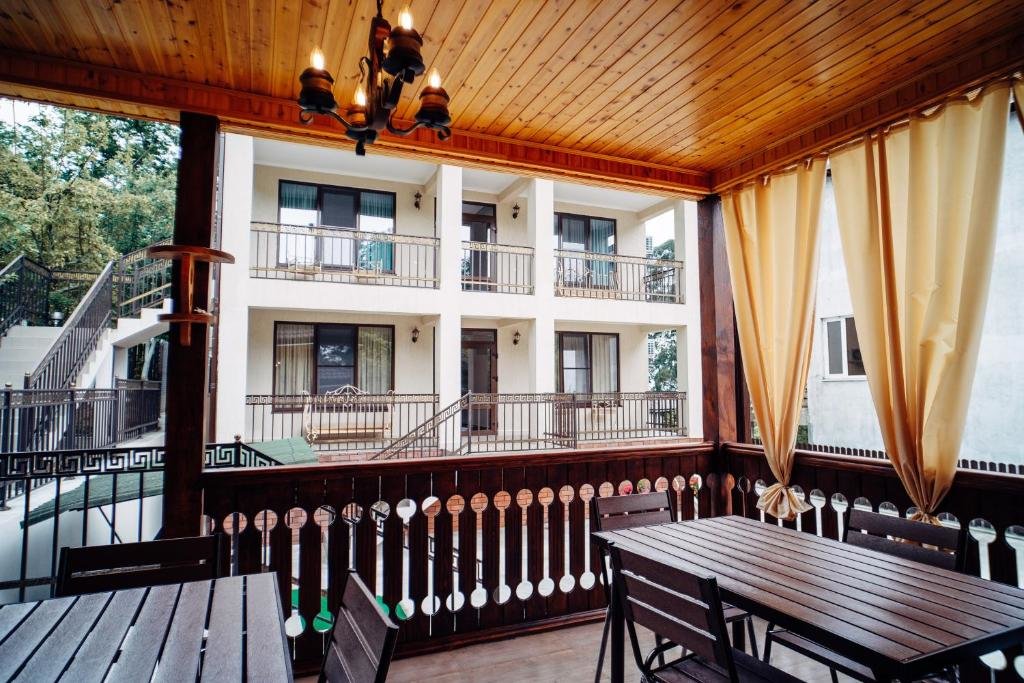 Новый Афон: Guest House Bagrat