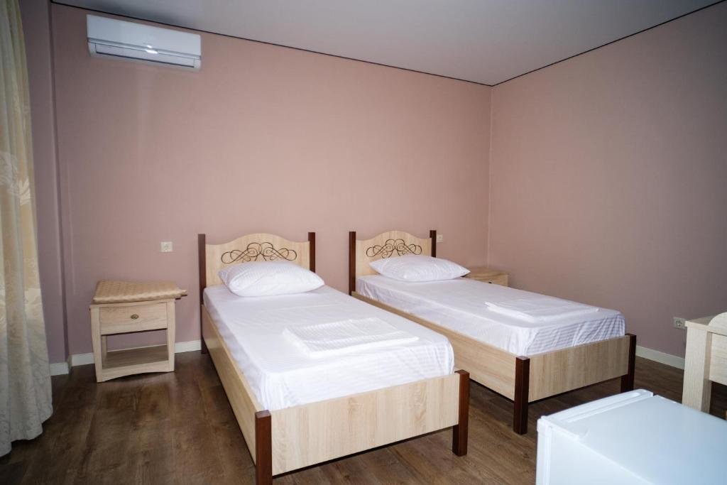Новый Афон: Guest House Bagrat