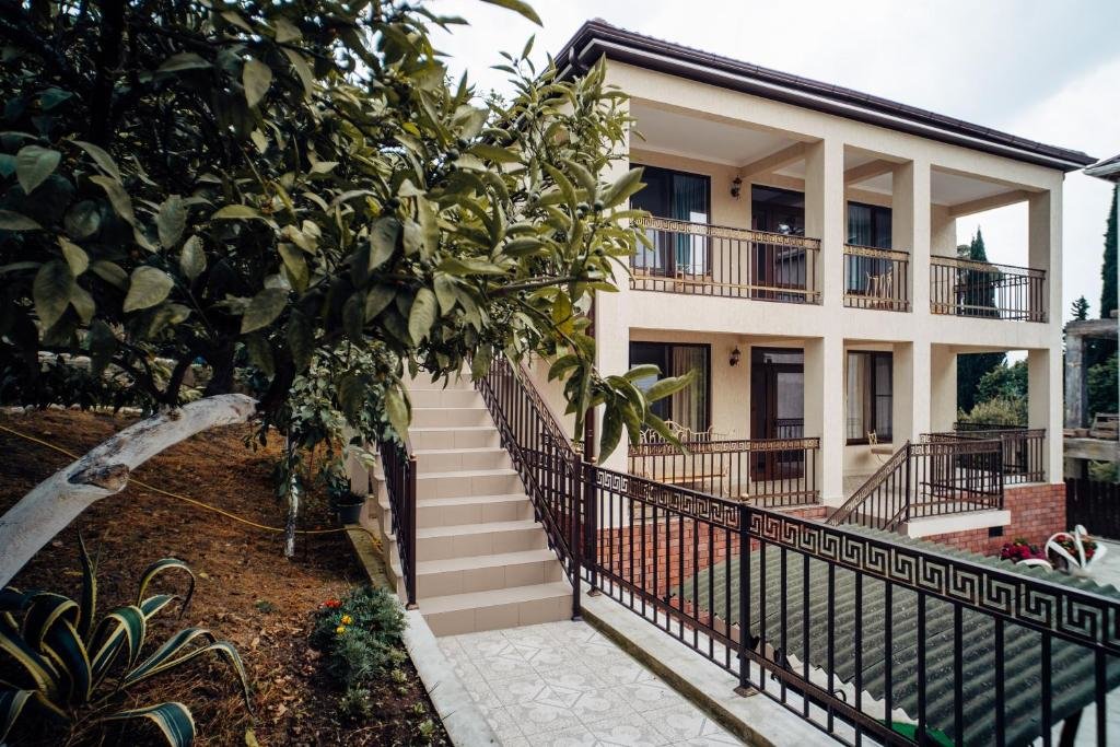 Новый Афон: Guest House Bagrat