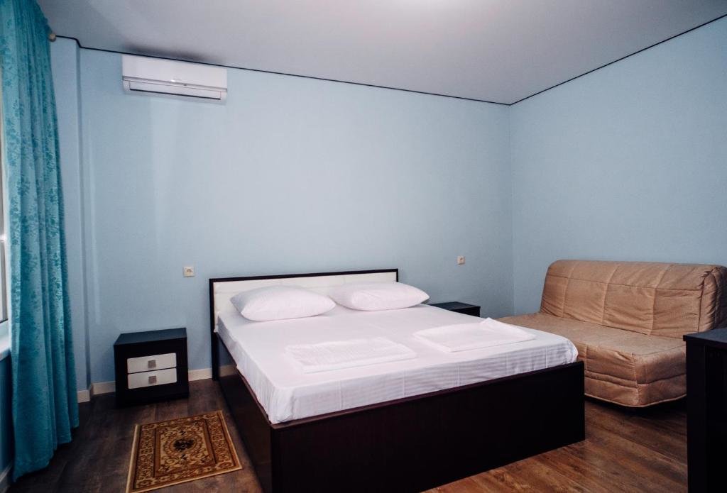 Новый Афон: Guest House Bagrat
