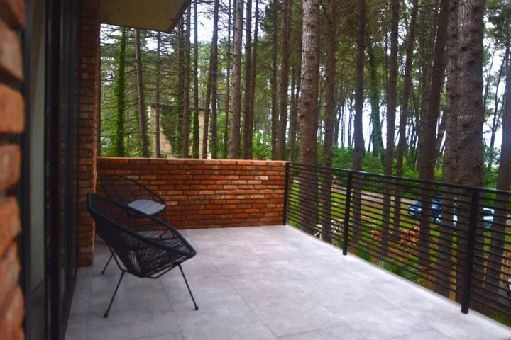 Шекветили: Kaprovani Brick House 100M to Beach