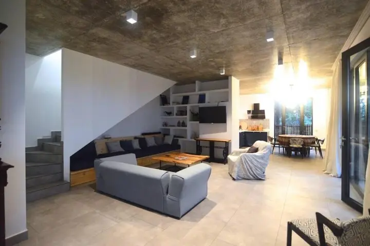 Шекветили: Kaprovani Brick House 100M to Beach