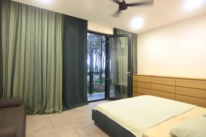 Шекветили: Kaprovani Brick House 100M to Beach
