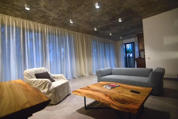 Шекветили: Kaprovani Brick House 100M to Beach