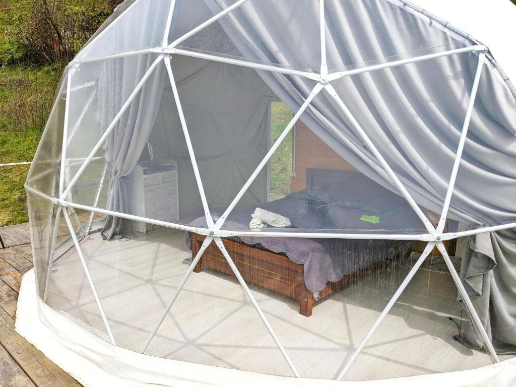 Амбролаури: 4 seasons. 4 სეზონი Glamping Georgia Racha