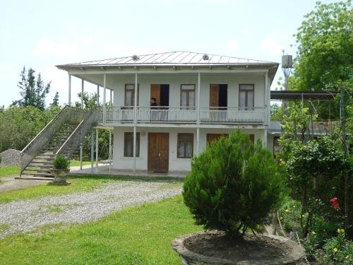 Дарчели: Ilia House Darcheli