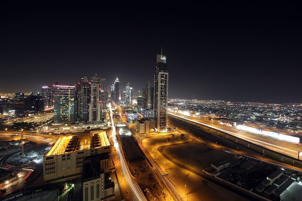 Дубай: Vacation Bay - Loft West Tower - Boulevard View