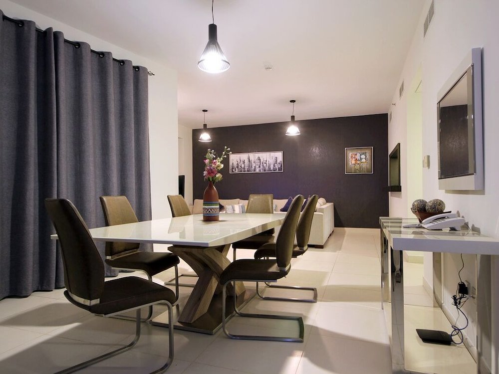 Дубай: Vacation Bay - Loft West Tower - Boulevard View