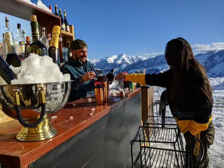 Гудаури: Avalanche Resort Village