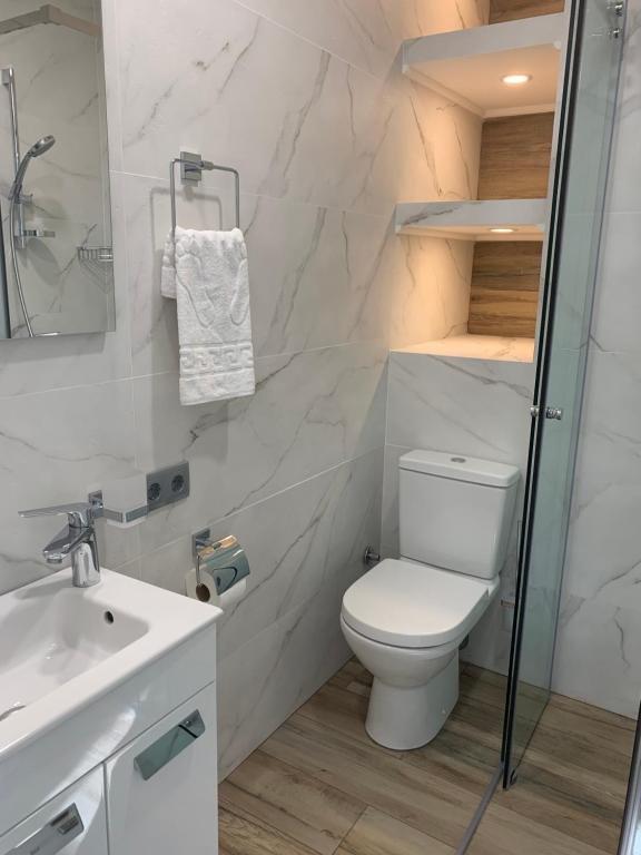Brand New Luxury Apartment in New Gudauri with Mountain View and Terrace — фото 6