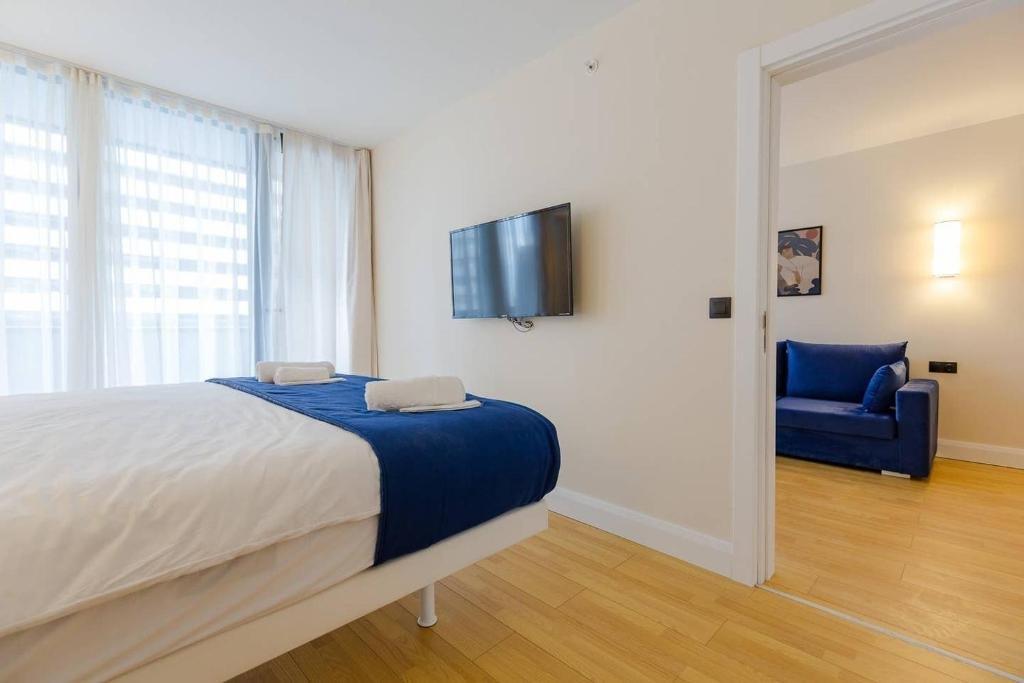 1BR Apt with Sea View and balcony — фото 2