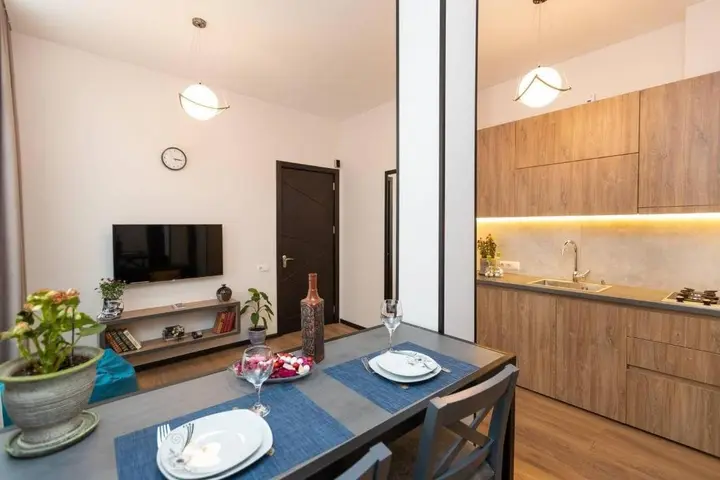 Тбилиси: Wehost Apartment With 3 Bedrooms